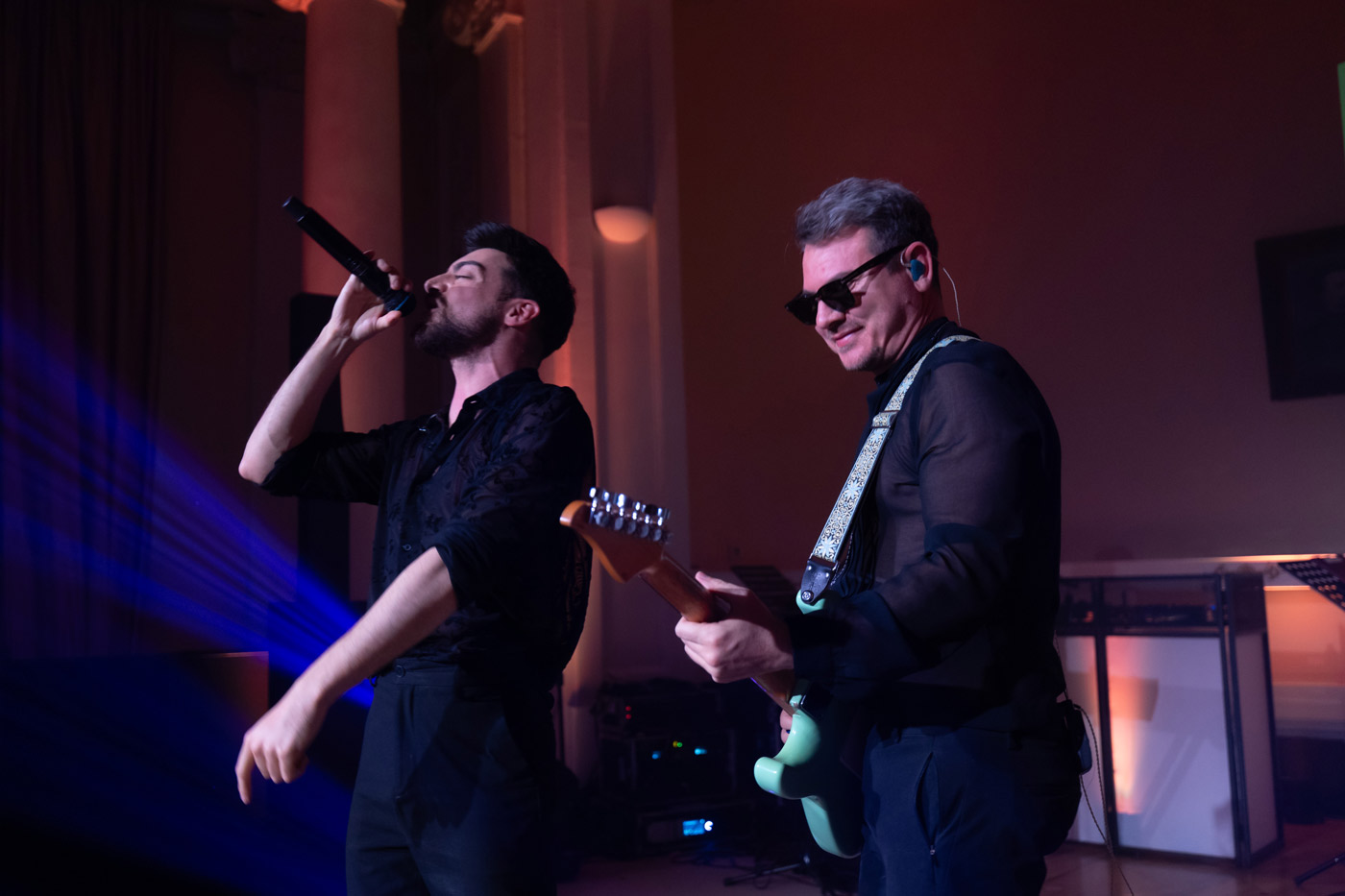 Live music performance during a corporate event in Greece — DMC agency organizing entertainment for incentive and MICE events.