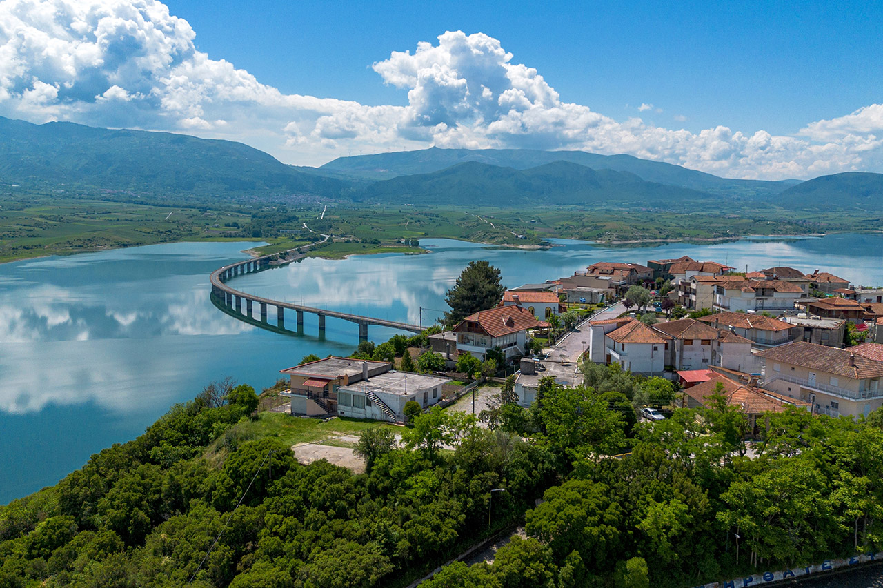 Scenic Macedonia Greece landscape with mountains and fertile land, ideal for incentive trips, experiential travel and corporate retreats
